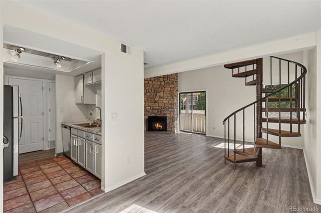 4310 S Andes Way 203, Aurora, CO 80015