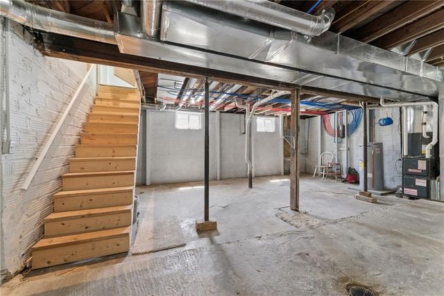 1305 S 80th Street, Kansas City, KS 66111