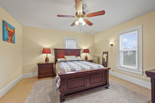 34 Goodrich St, North Adams, MA 01247