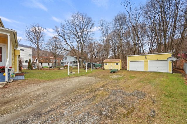 34 Goodrich St, North Adams, MA 01247