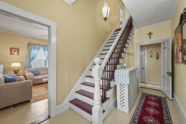 34 Goodrich St, North Adams, MA 01247