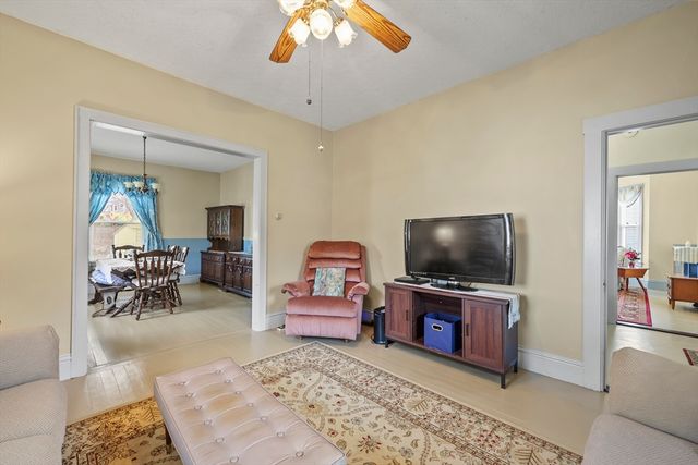 34 Goodrich St, North Adams, MA 01247