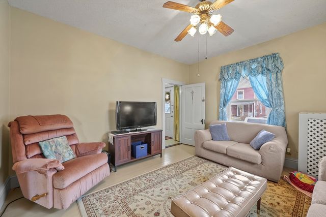 34 Goodrich St, North Adams, MA 01247