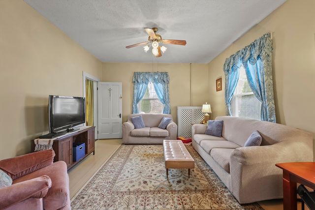 34 Goodrich St, North Adams, MA 01247