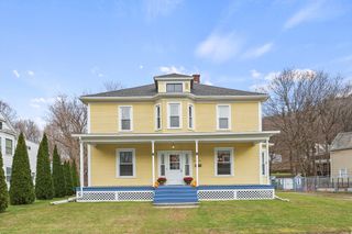 34 Goodrich St, North Adams, MA 01247