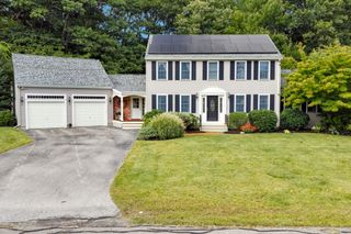 93 Mcclellan Rd, Sutton, MA 01590