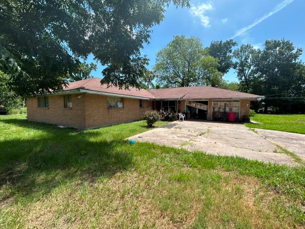 16019 Avenue C, Channelview, TX 77530