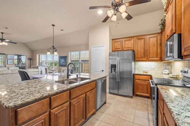4901 Camp Verde Circle, Sherman, TX 75092
