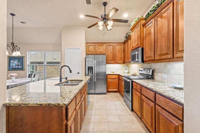 4901 Camp Verde Circle, Sherman, TX 75092