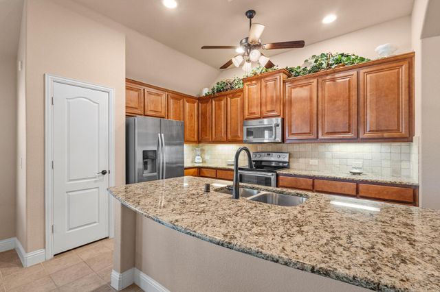 4901 Camp Verde Circle, Sherman, TX 75092