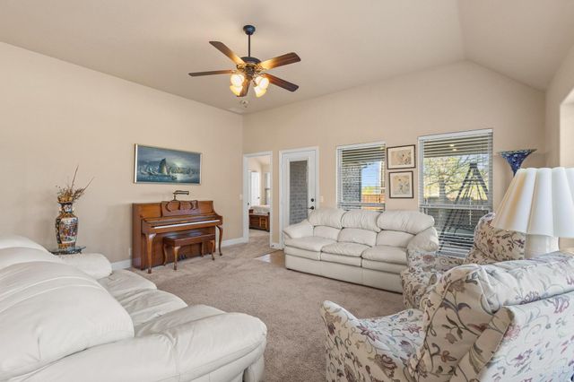 4901 Camp Verde Circle, Sherman, TX 75092