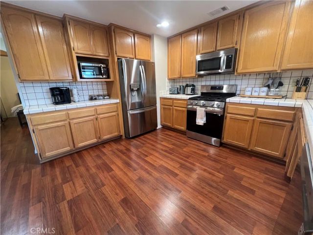 385 Wylerhorn, Crestline, CA 92325