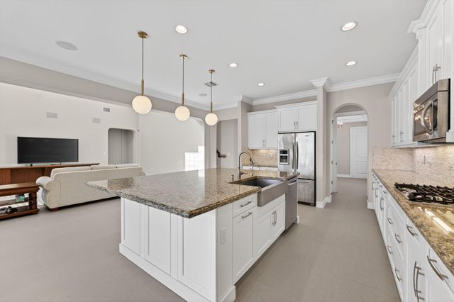 8520 Watercrest Circle W, Parkland, FL 33076