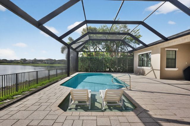 8520 Watercrest Circle W, Parkland, FL 33076