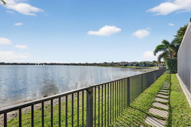 8520 Watercrest Circle W, Parkland, FL 33076