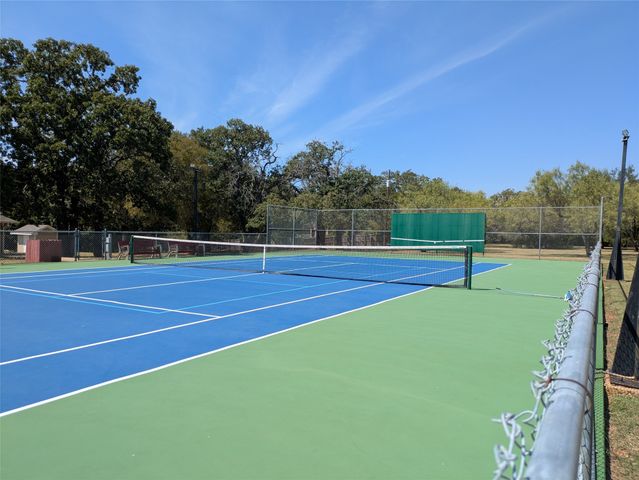 39092 Hidden Glen Court, Whitney, TX 76692