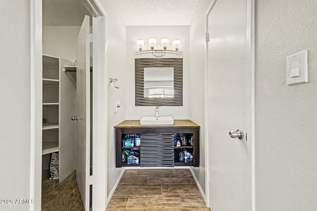 2121 S PENNINGTON Street 2, Mesa, AZ 85202