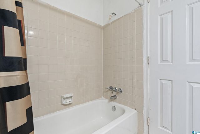 4748 INNSBROOKE PARKWAY, Pinson, AL 35126