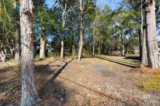 1902 Calmes Street, Mobile, AL 36606