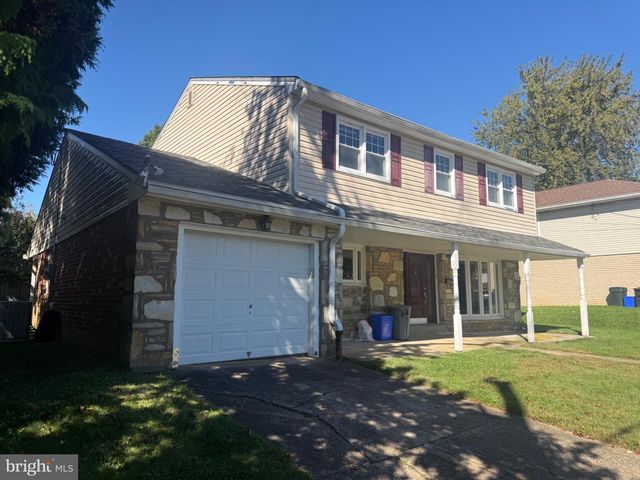 9658 SANDANNE RD, Philadelphia, PA 19115