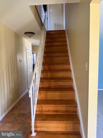 9658 SANDANNE RD, Philadelphia, PA 19115