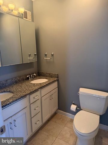 9658 SANDANNE RD, Philadelphia, PA 19115