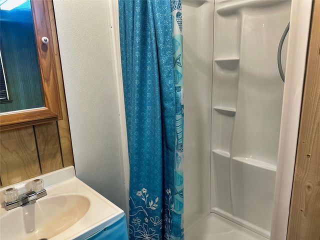 142 Rowe Lane, Moscow, TX 75960