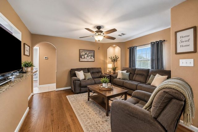 15537 Woodforest Boulevard, Channelview, TX 77530