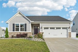 6270 Willow Oak Drive, Tipp City, OH 45371