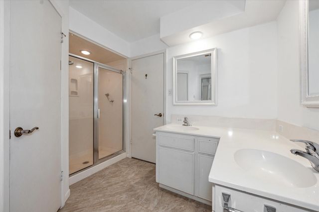 7 Hogan Lane, Huntsville, TX 77340