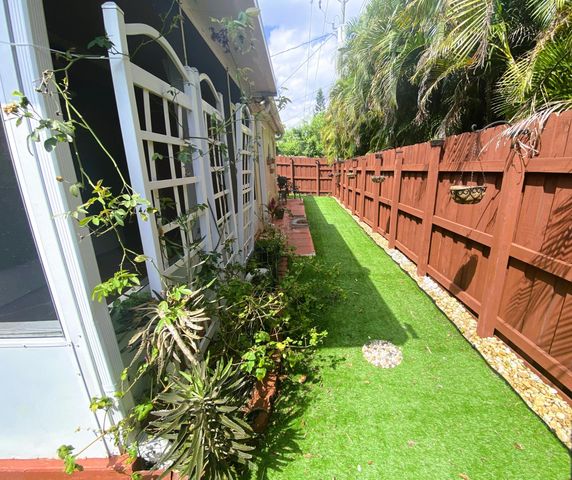 4570 NW 16th Avenue, Tamarac, FL 33309