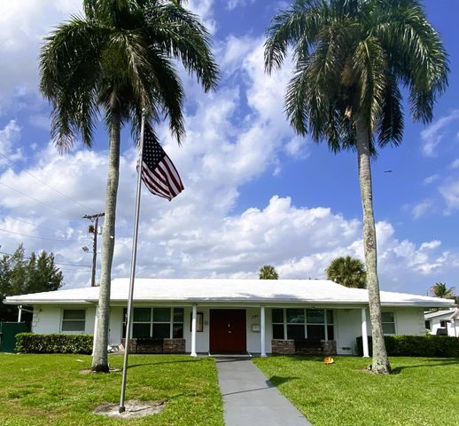 4570 NW 16th Avenue, Tamarac, FL 33309