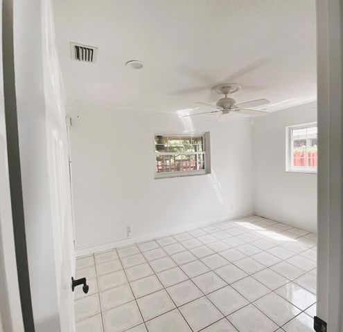 4570 NW 16th Avenue, Tamarac, FL 33309