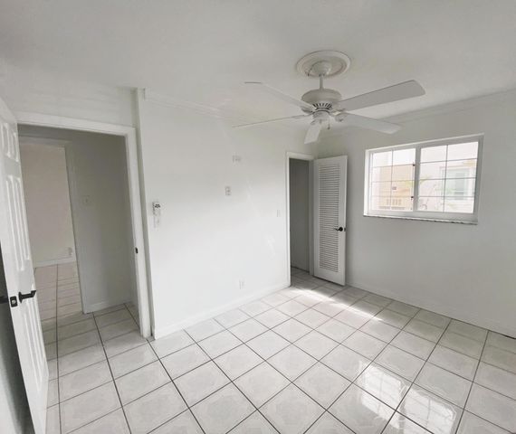 4570 NW 16th Avenue, Tamarac, FL 33309