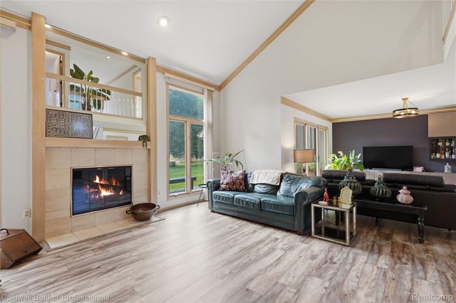 28625 Auburn Court, Farmington Hills, MI 48331