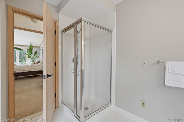 28625 Auburn Court, Farmington Hills, MI 48331