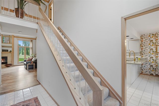 28625 Auburn Court, Farmington Hills, MI 48331