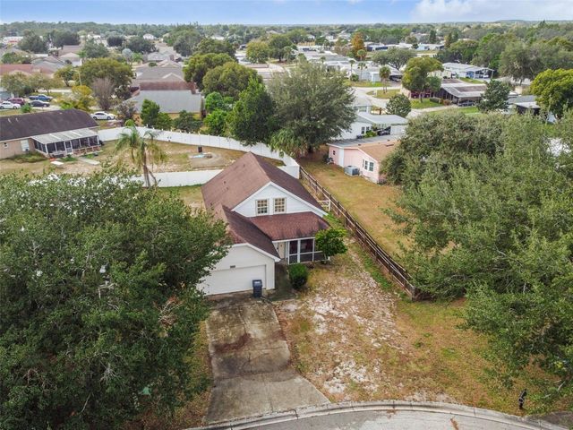 142 BRAD CIRCLE, Winter Haven, FL 33880