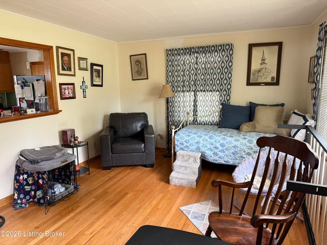 5848 S Wilson Rd, Elizabethtown, KY 42701