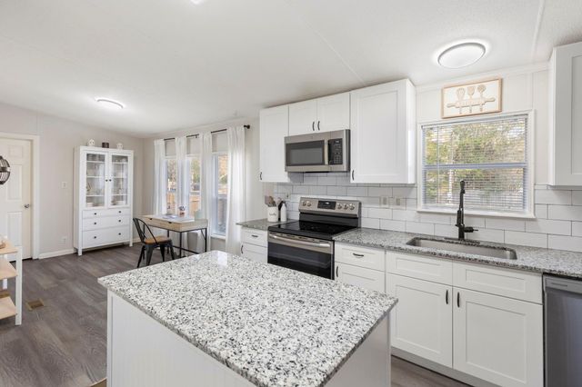 31510 E Timberloch Trail, Magnolia, TX 77355