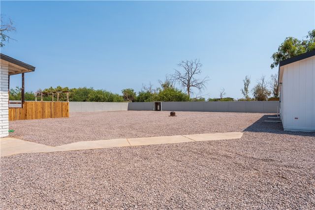 9530 S Evans Lane, Mohave Valley, AZ 86440