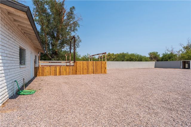 9530 S Evans Lane, Mohave Valley, AZ 86440