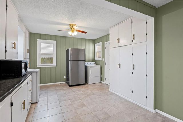 5940 Nall Avenue, Mission, KS 66202