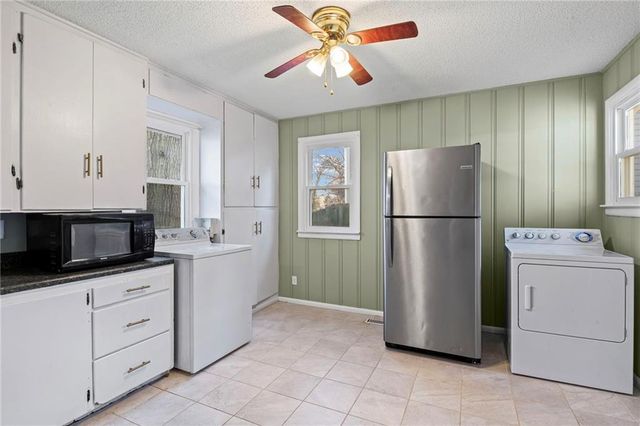 5940 Nall Avenue, Mission, KS 66202