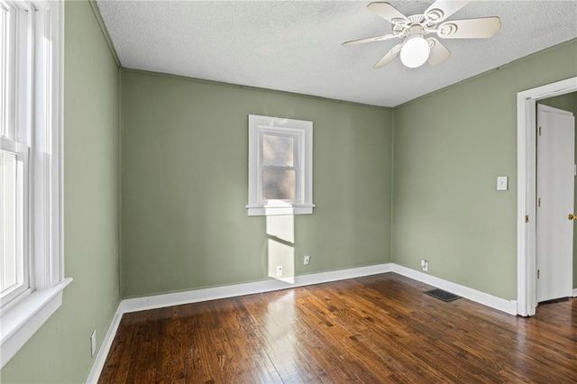 5940 Nall Avenue, Mission, KS 66202