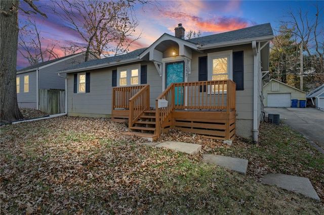 5940 Nall Avenue, Mission, KS 66202