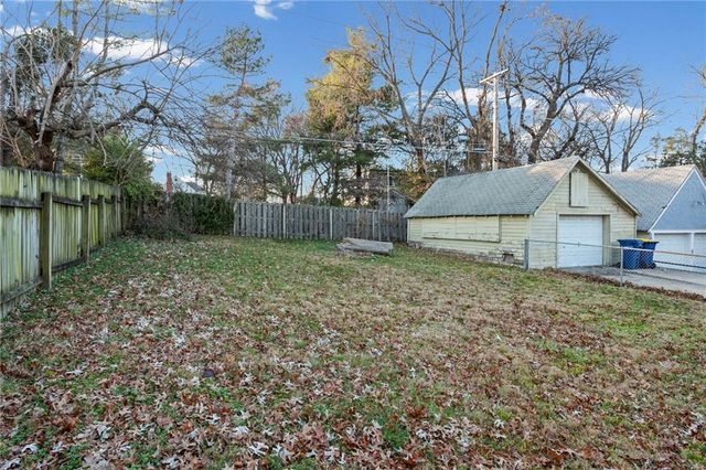 5940 Nall Avenue, Mission, KS 66202