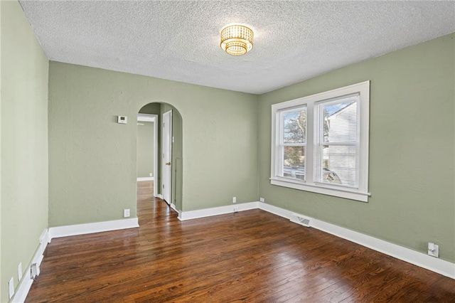 5940 Nall Avenue, Mission, KS 66202