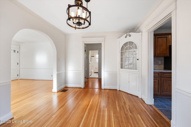 443 Bauer Ave, Louisville, KY 40207