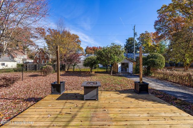 443 Bauer Ave, Louisville, KY 40207